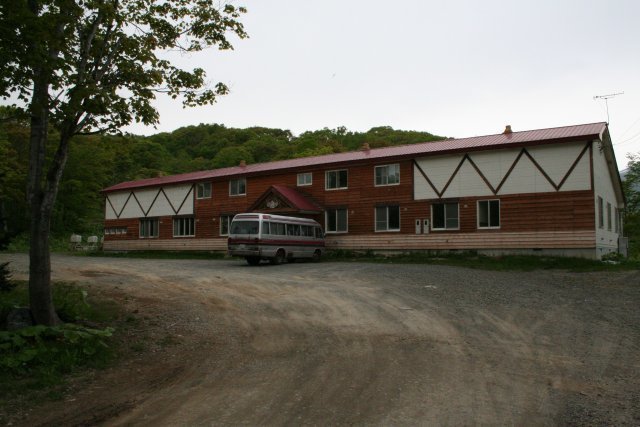 20070529_12_百壽温泉20070529_建物全景.jpg