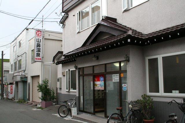 画像を等倍で表示します 建物前