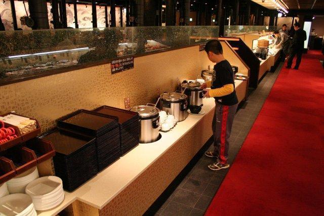 画像を等倍で表示します ご飯とお吸い物コーナー