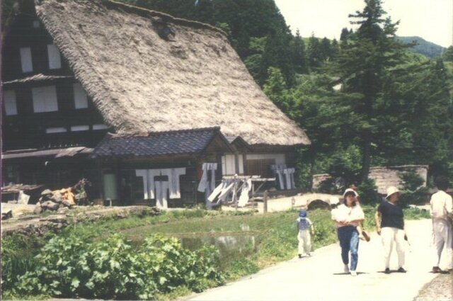 19880604_五箇山相倉合掌造_04.jpg